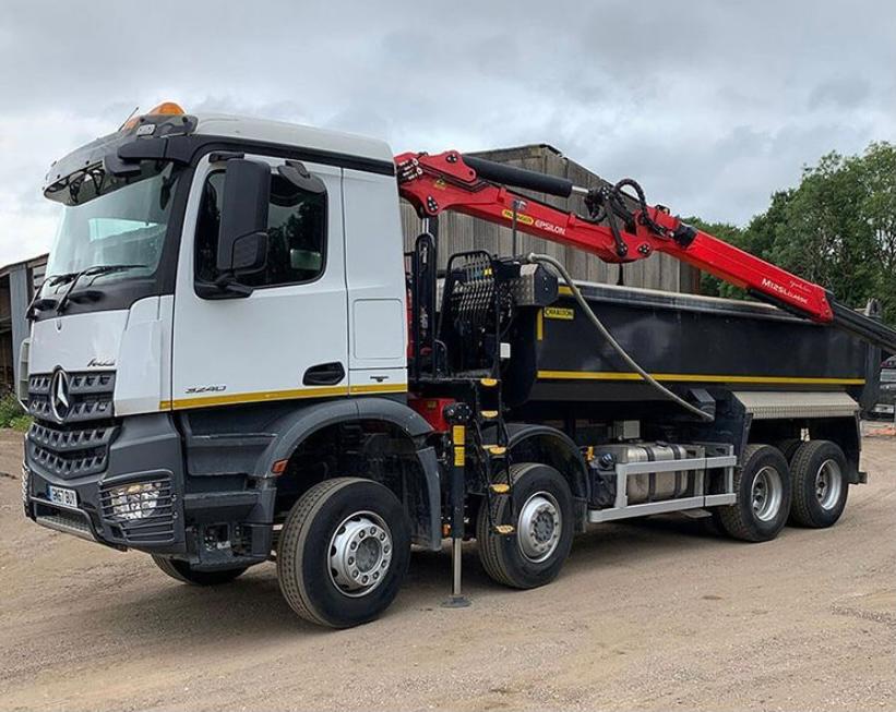 Grab Lorry Hire in Surrey